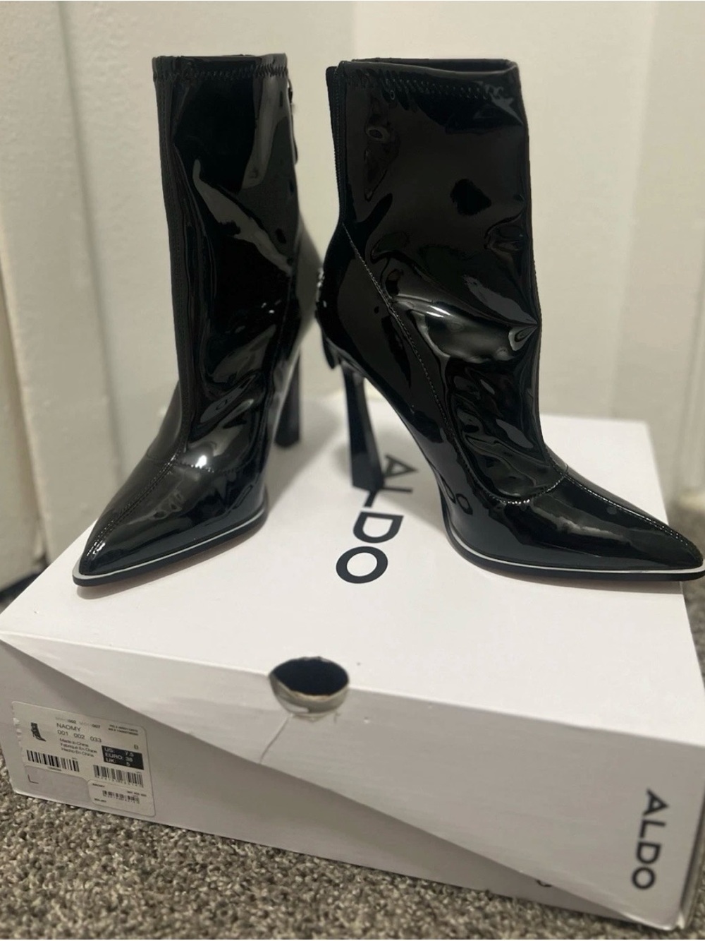 Aldo Black Patent Pointed Toe Stiletto Ankle Boots - Picture 2 of 3